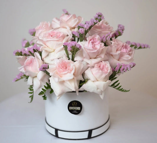💗 Blossom Kiss Flower Bouquet – O’Hara Pink Roses in Elegant White Box (Delivery in UAE) - OnlineGifts
