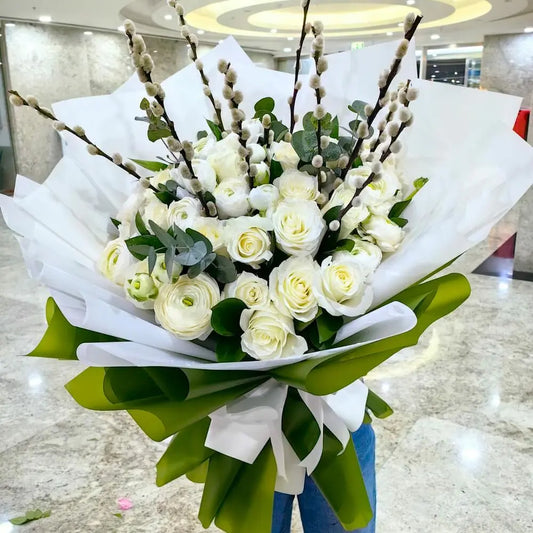 🤍 Snow Serenity Arrangement – 30 White Roses, Ranunculus & Pussy Willow (Delivery in UAE) - OnlineGifts