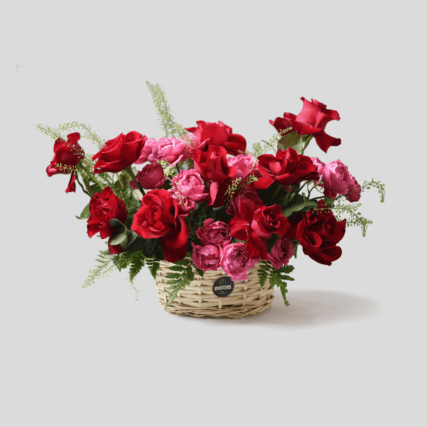 red-roses-and-bombastic-spray-roses-basket-dubai