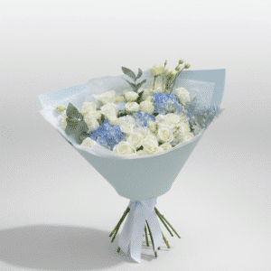 luxury-blue-white-gentleman-roses-bouquet