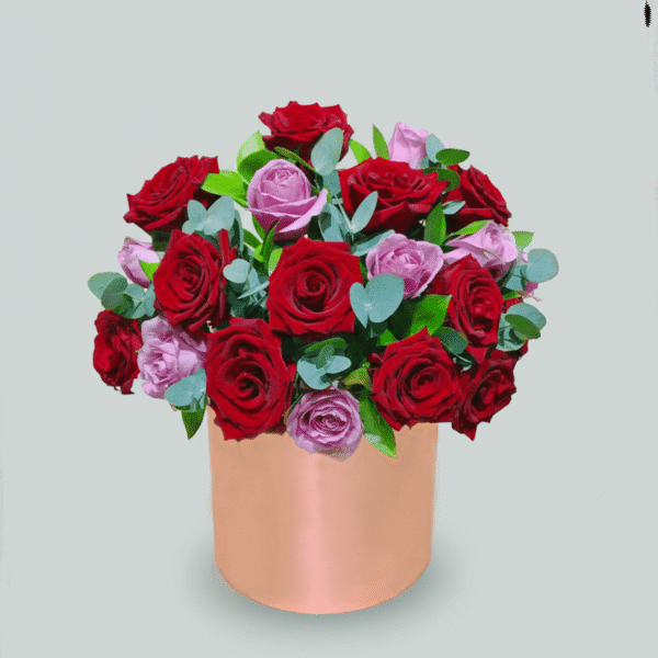 Flower Box Delivery Dubai Red and Pink Roses Rose Gold
