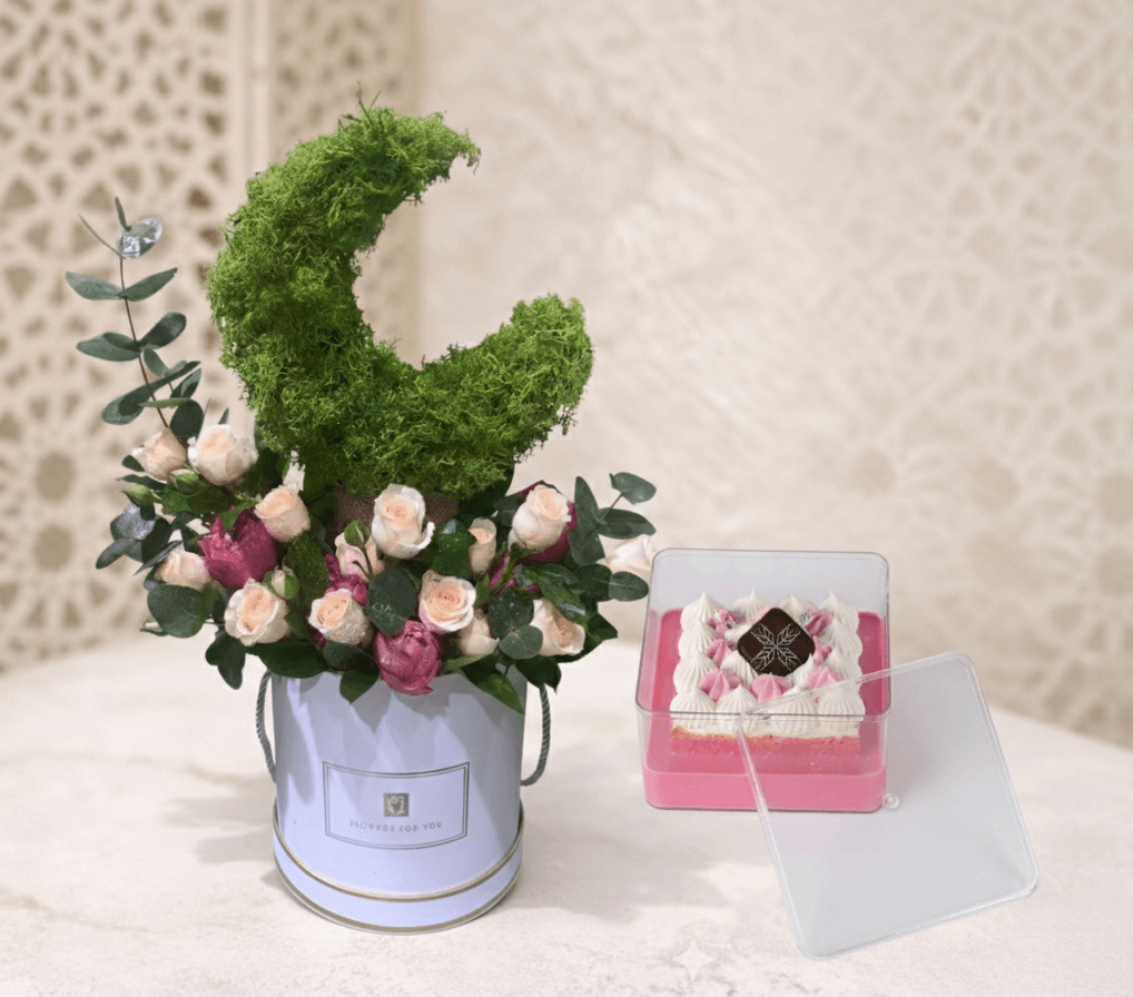 ramadan-crescent-flower-dessert-combo.jpg